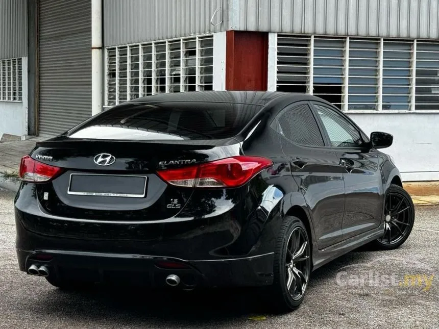 2015 Hyundai Elantra Premium Sedan