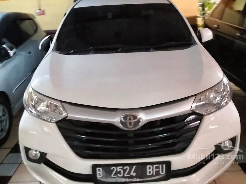 Jual Mobil Toyota Avanza 2015 E 1.3 di DKI Jakarta Automatic MPV Putih Rp 120.000.000
