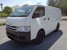 Toyota Hiace 2.5 Panel Van DIESEL