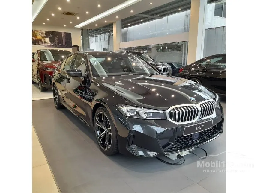 Jual Mobil BMW 320i 2023 Sport 2.0 di DKI Jakarta Automatic Sedan Hitam Rp 929.000.000