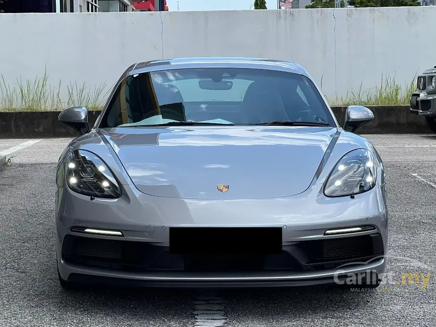 2022 Porsche 718 Cayman GT4 Coupe