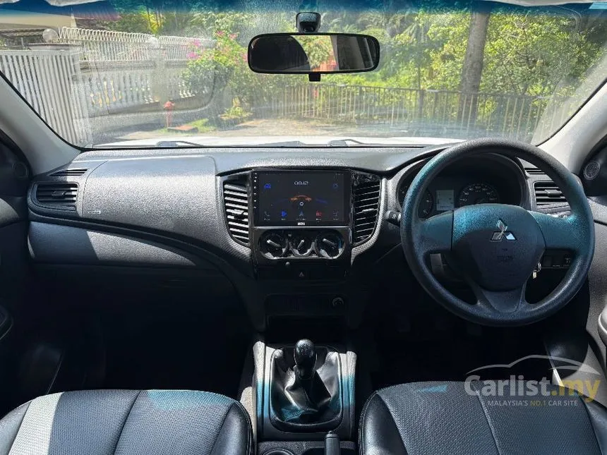 2022 Mitsubishi Triton Quest Dual Cab 4X2 Pickup