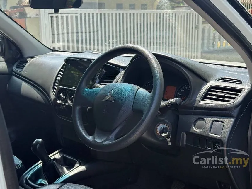 2022 Mitsubishi Triton Quest Dual Cab 4X2 Pickup