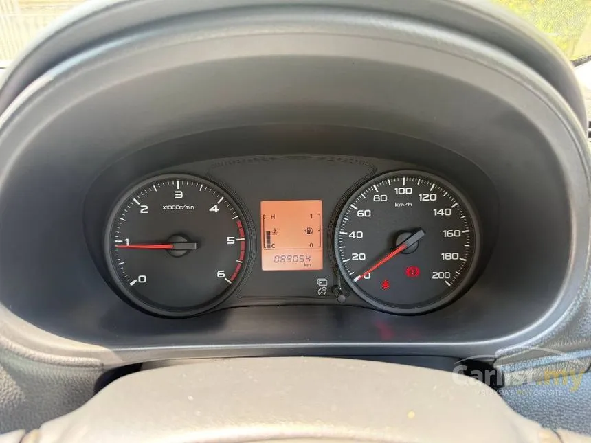 2022 Mitsubishi Triton Quest Dual Cab 4X2 Pickup