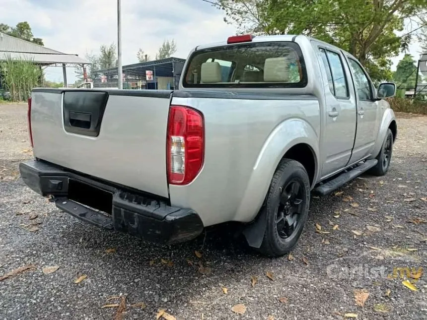 2009 Nissan Navara SE Pickup Truck