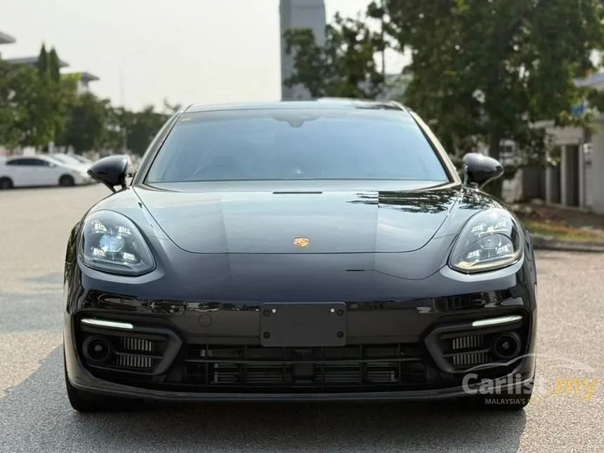 2023 Porsche Panamera Hatchback