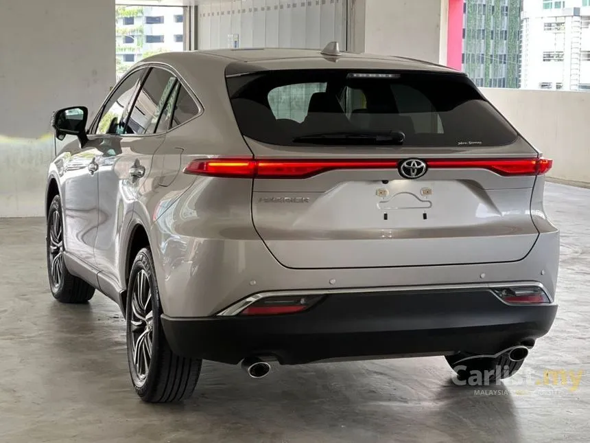 2025 Toyota Harrier Luxury SUV