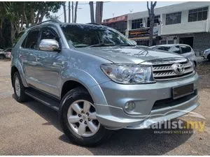 2011 Toyota Fortuner 2.7 V TRD Sportivo SUV
