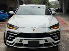 SHEEP SKIN - AKRAPOVIC - 4000KM - 2022 Lamborghini Urus 4.0 BIANCO SUV