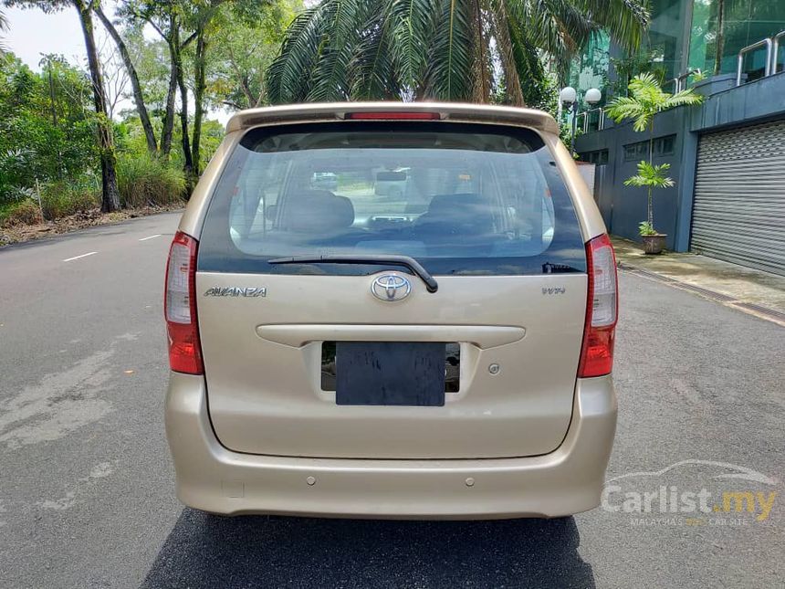 Toyota Avanza 2005 1.3 in Johor Automatic MPV Gold for RM 14,000 ...