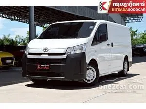 2022 Toyota HIACE 2.8 Eco Van