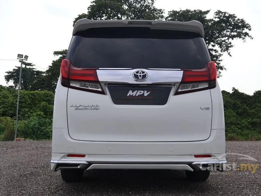 2017 Toyota Alphard Executive Lounge MPV