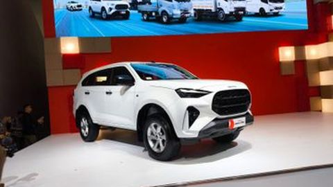 Isuzu MU-X Baru di GIIAS 2025: Inovasi Kendaraan Komersial dan SUV untuk Pasar Indonesia