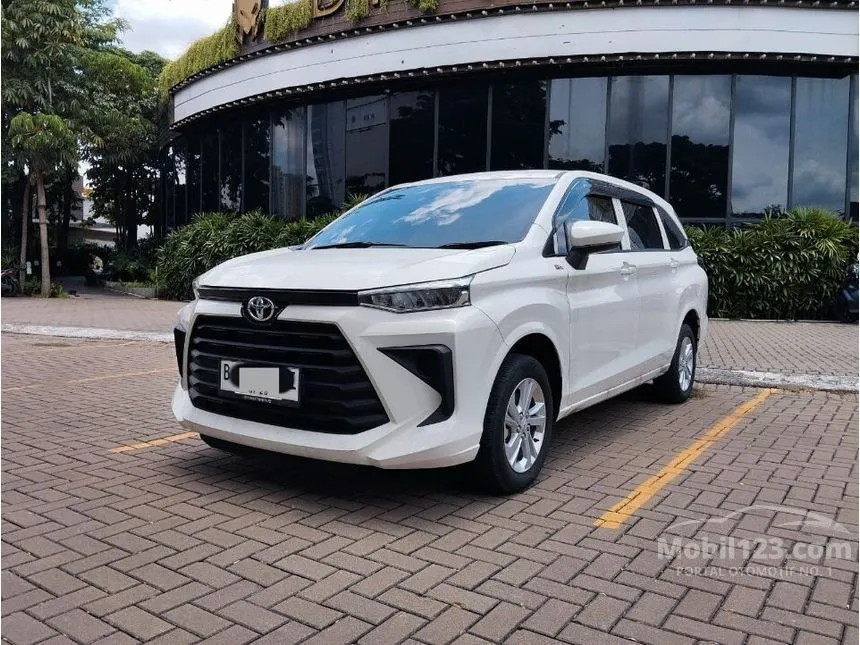 Jual Mobil Toyota Avanza 2023 E 1.3 di Jawa Barat Automatic MPV Putih Rp 184.500.000
