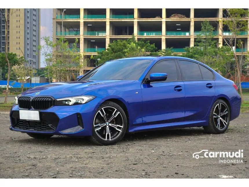 2023 BMW 320i M Sport Sedan