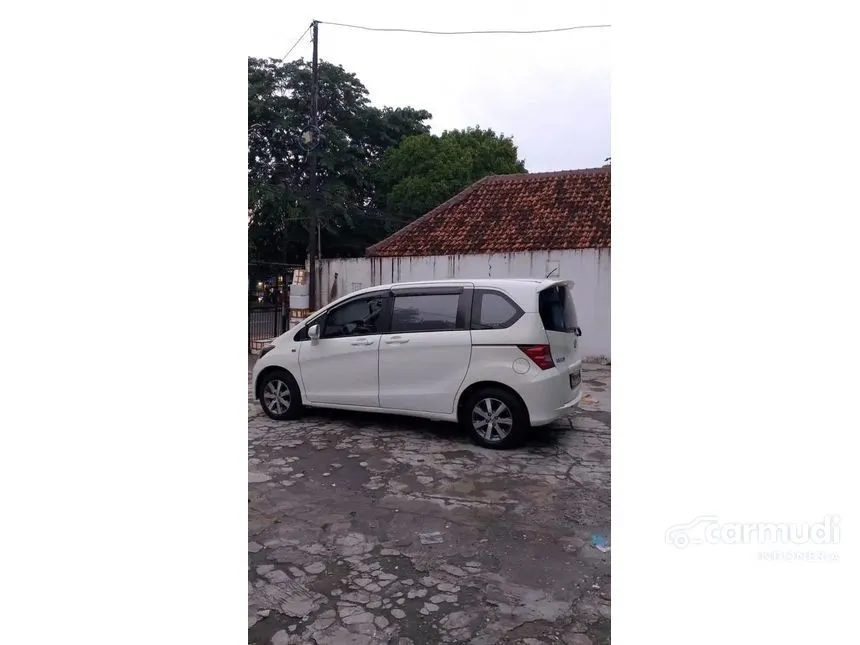 2012 Honda Freed S MPV