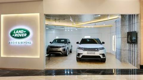 Land Rover Indonesia Buka Pop-Up Display di Mall Jakarta Selatan
