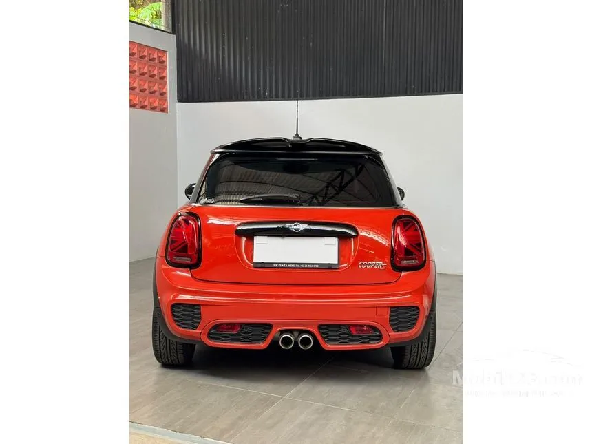 2018 MINI Cooper S 3 Door (Red Hot) Hatchback