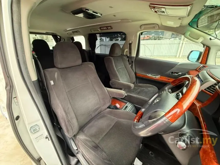 2010 Toyota Vellfire Z Platinum MPV