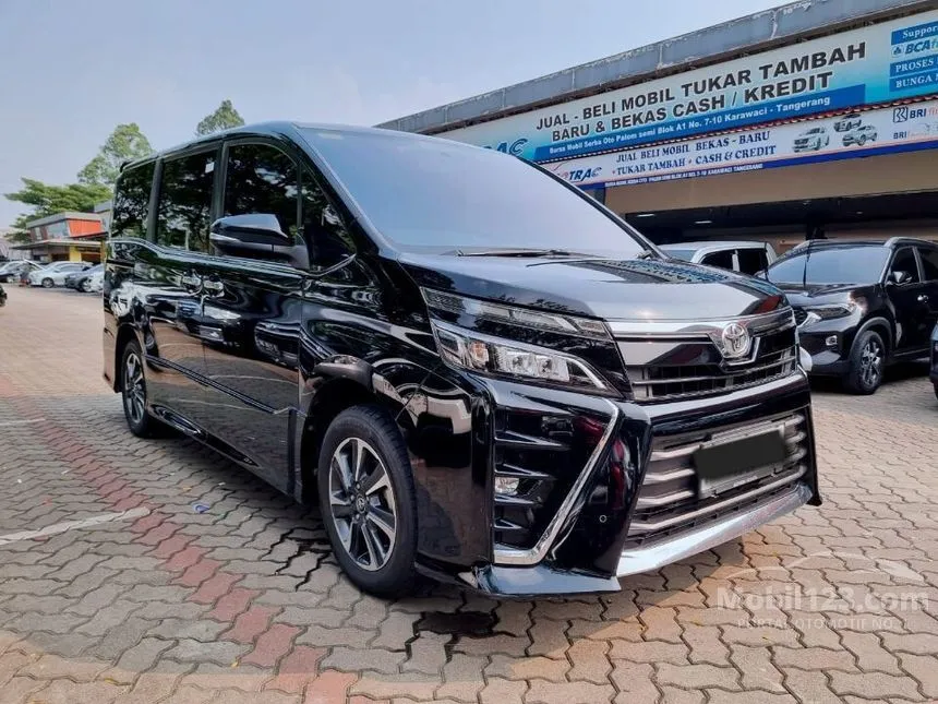 Jual Mobil Toyota Voxy 2018 2.0 di Banten Automatic Wagon Hitam Rp 319.500.000