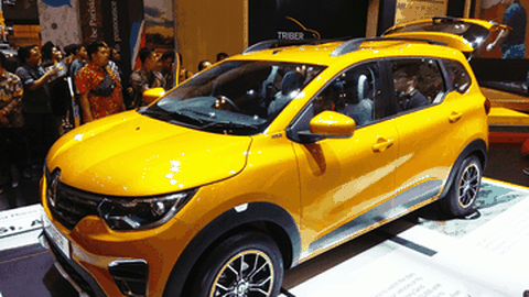Test Drive Renault Triber Kini Bisa di Rumah