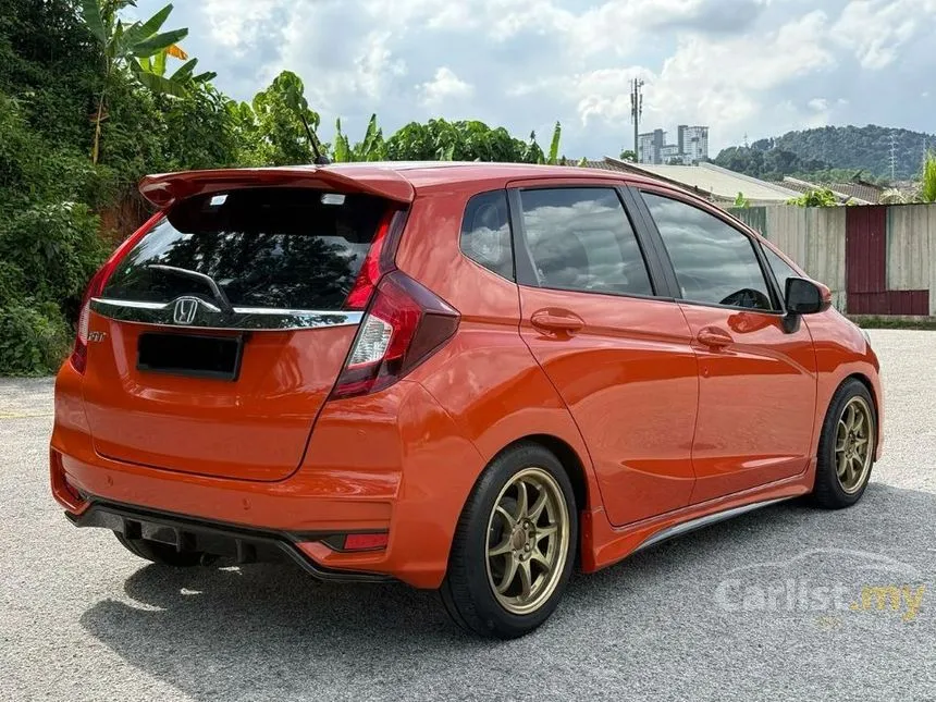 2016 Honda Jazz V Hatchback