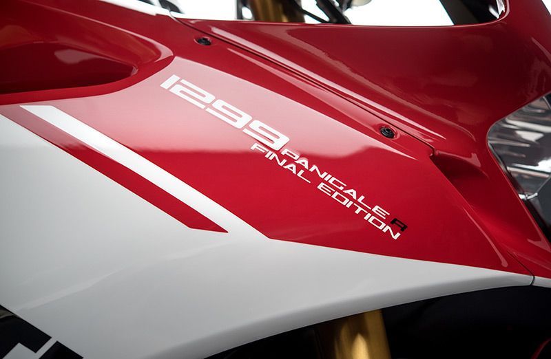 Ducati 1299 Panigale R Final Edition Diluncurkan dan Dihadiri Dua Pembalap WSBK 10