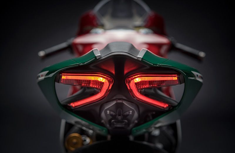 Ducati 1299 Panigale R Final Edition Diluncurkan dan Dihadiri Dua Pembalap WSBK 8