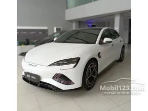 2025 BYD Seal Premium Extended Range Sedan