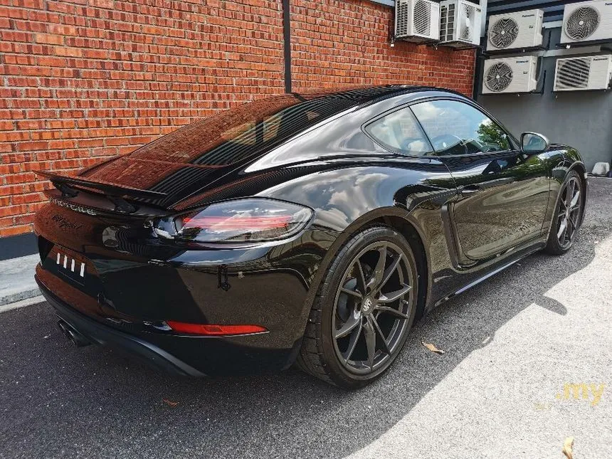 2019 Porsche 718 Cayman SportDesign Coupe