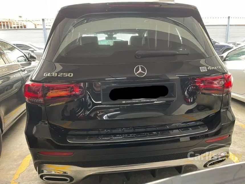 2021 Mercedes-Benz GLB250 4MATIC AMG Line SUV