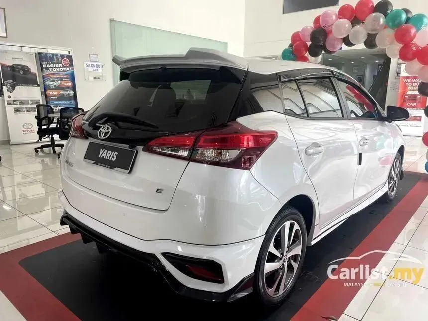 2025 Toyota Yaris G Hatchback