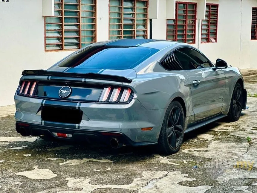 2017 Ford MUSTANG EcoBoost Coupe
