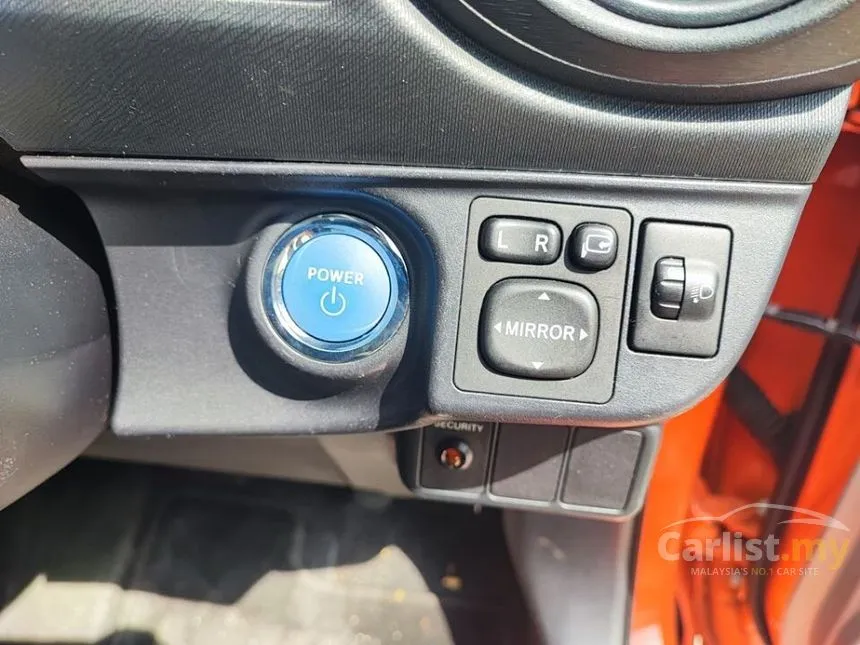 2013 Toyota Prius C Hybrid TRD Sportivo Hatchback