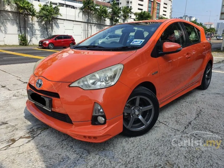 2013 Toyota Prius C Hybrid TRD Sportivo Hatchback