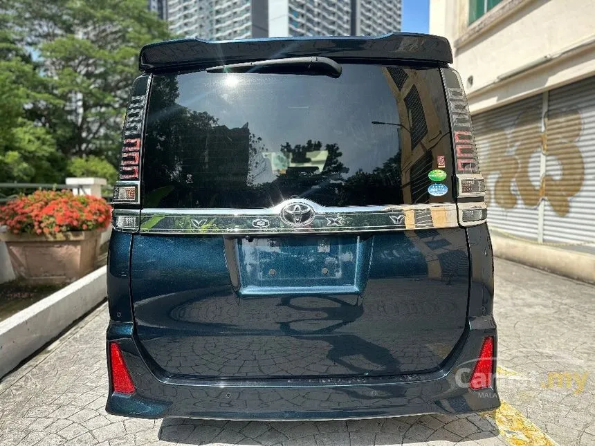 2019 Toyota Voxy ZS Kirameki Edition MPV