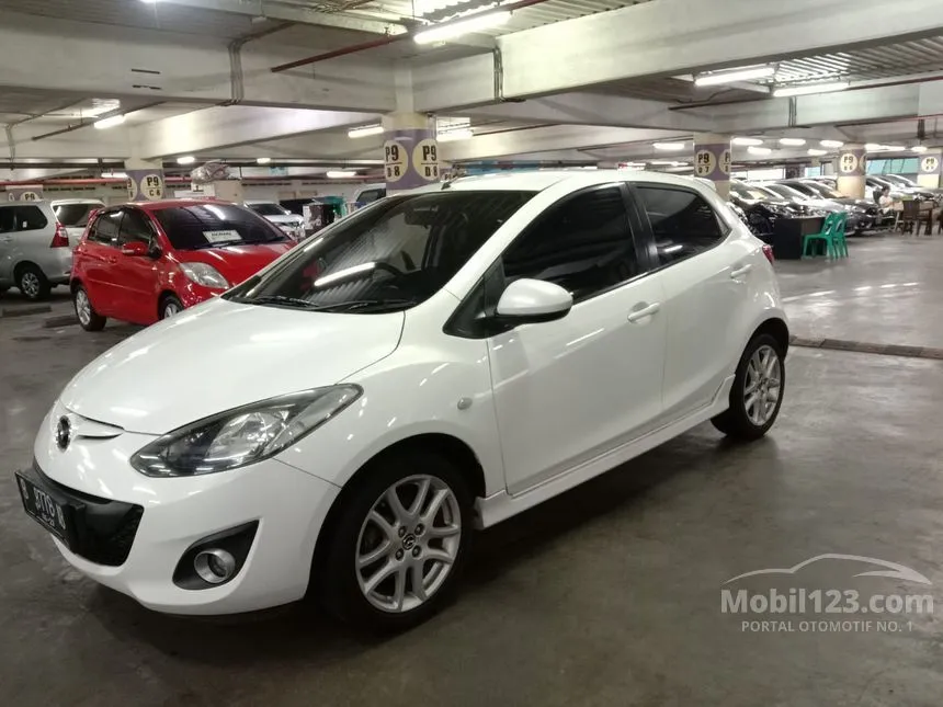 Jual Mobil Mazda 2 2012 R 1.5 Di DKI Jakarta Automatic Hatchback Putih ...