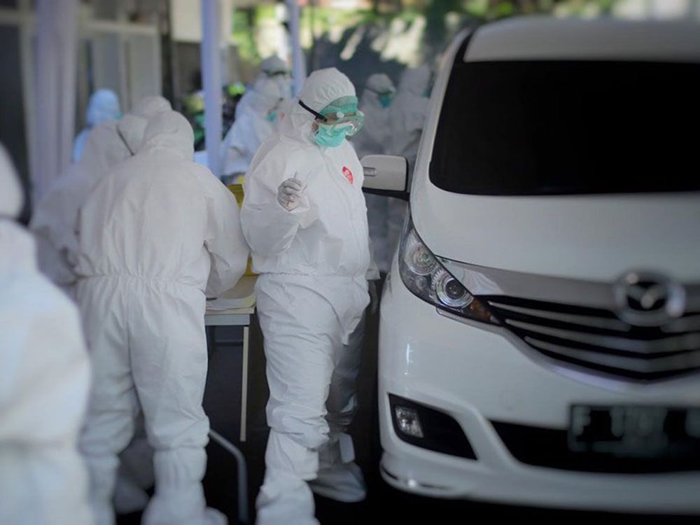 Tes Swab Covid-19 Kini Bisa Drive Thru