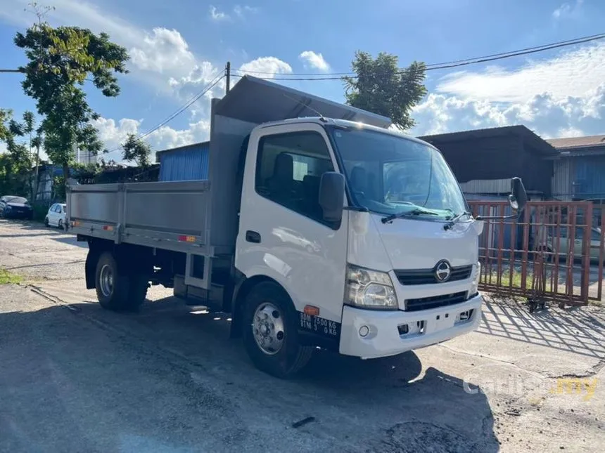2026 Hino 300 Lorry