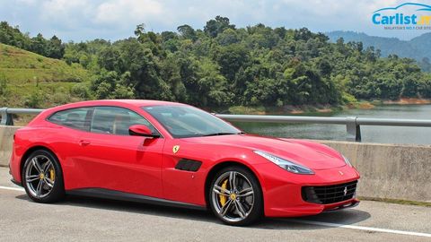 Review: Ferrari GTC4Lusso V12 – Supertouring With Your Mates