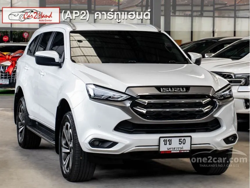 2022 Isuzu MU-X Ultimate SUV