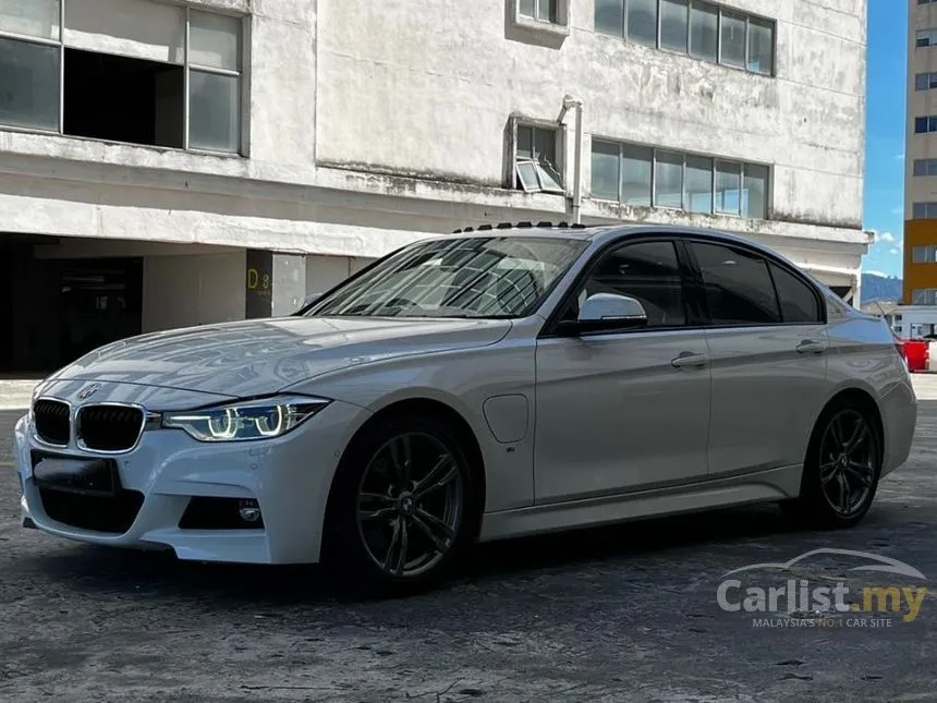 2017 BMW 330e M Sport Sedan