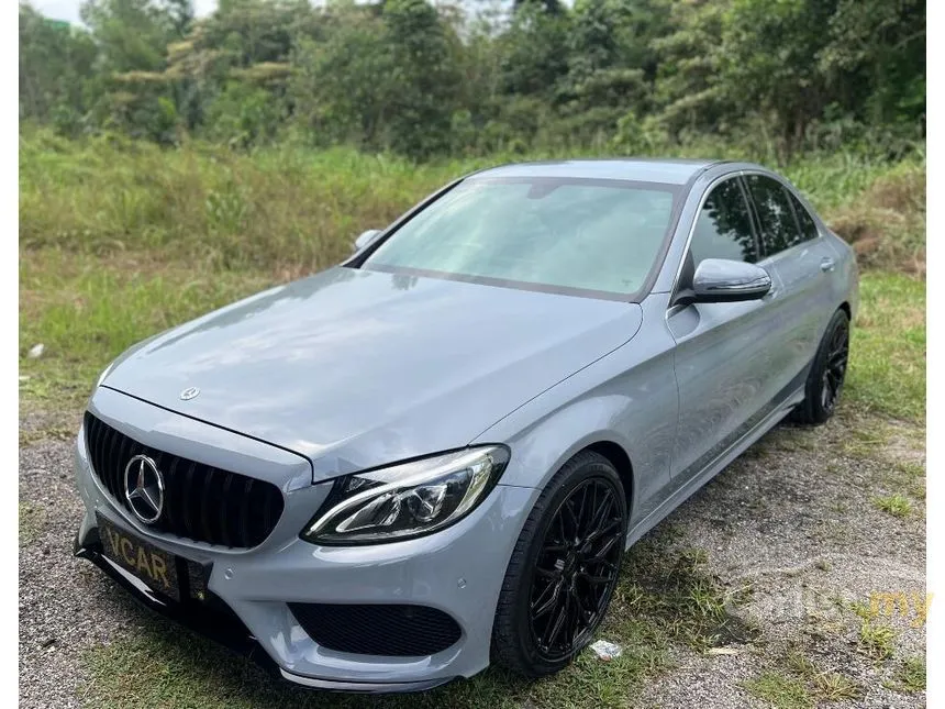 2017 Mercedes-Benz C200 AMG Line Sedan