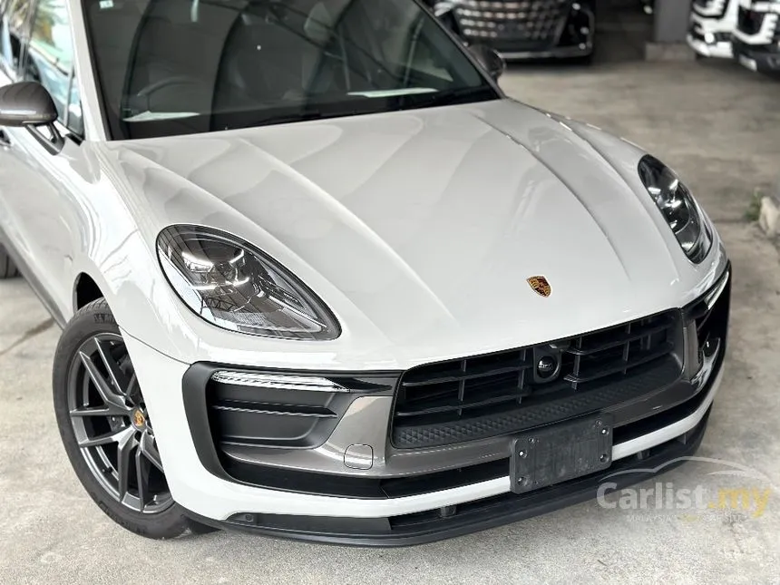 2023 Porsche Macan SUV