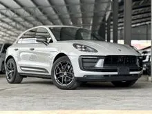 Crayon Grey Porsche Macan T 2.0 SUV