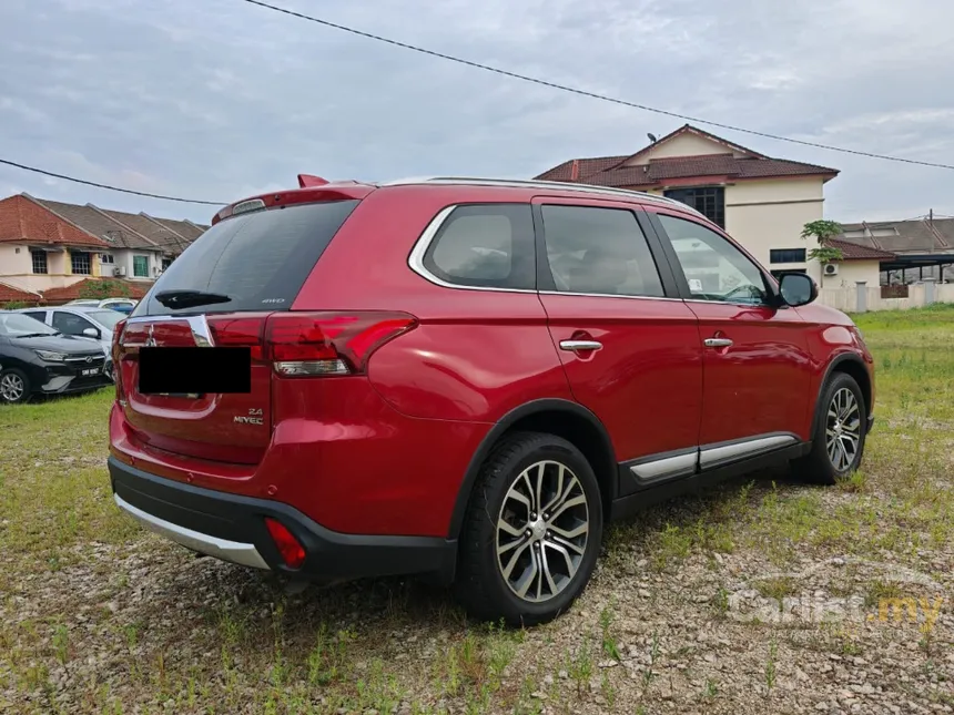 2016 Mitsubishi Outlander SUV