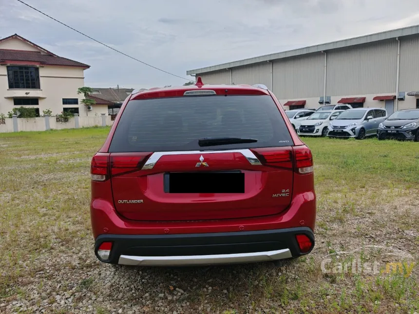 2016 Mitsubishi Outlander SUV