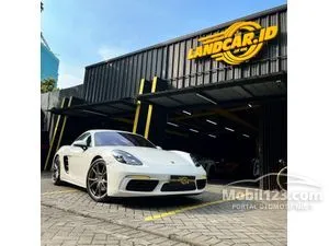 2019 Porsche 718 2.0 Cayman Coupe