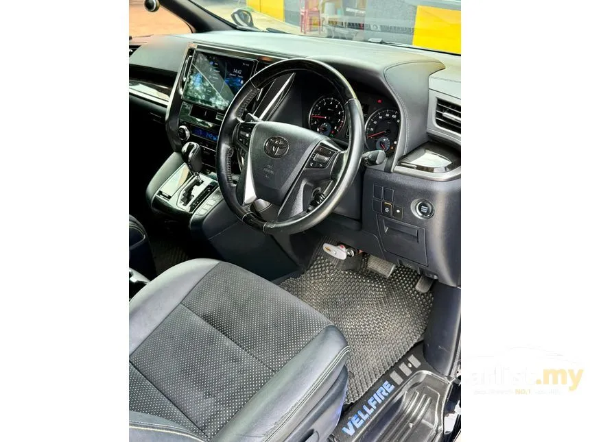 2017 Toyota Vellfire Z Golden Eyes MPV