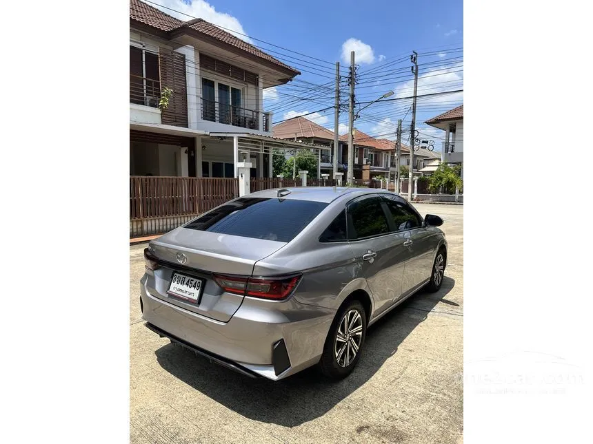2022 Toyota Yaris Ativ Smart Sedan